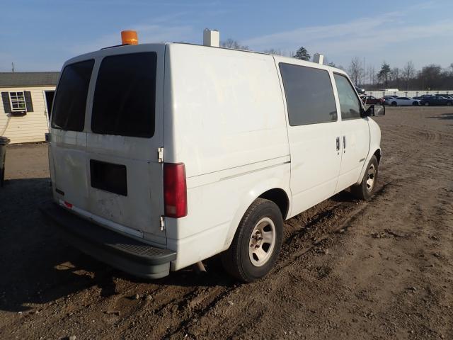 1GCDM19W11B116140 - 2001 CHEVROLET ASTRO WHITE photo 4