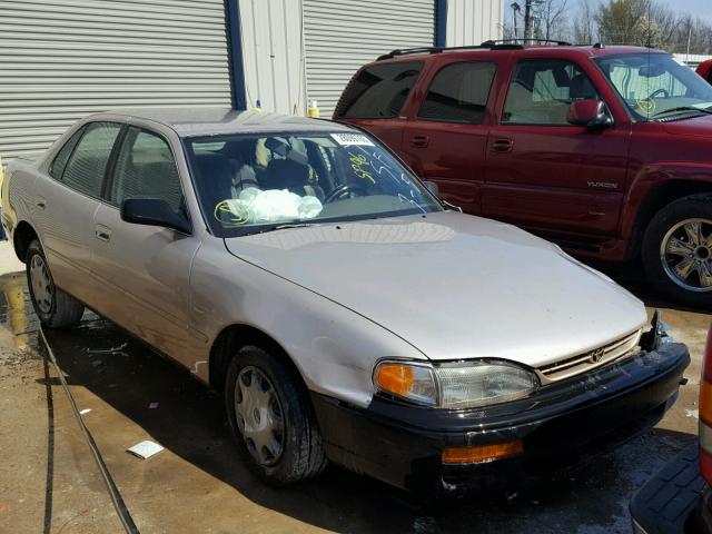 4T1BG12K0TU703938 - 1996 TOYOTA CAMRY DX BEIGE photo 1