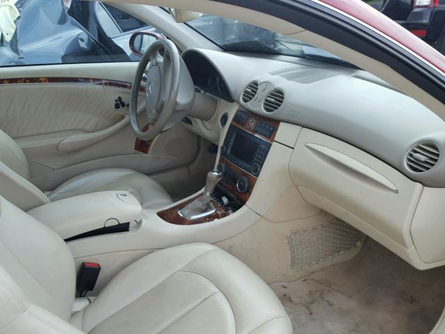 WDBTJ75J25F133544 - 2005 MERCEDES-BENZ CLK 500 RED photo 5