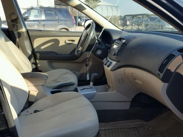 KMHDU46D28U541445 - 2008 HYUNDAI ELANTRA GL BLACK photo 5