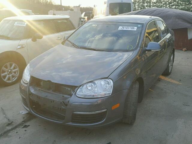 3VWAL7AJ4AM155125 - 2010 VOLKSWAGEN JETTA TDI GRAY photo 2