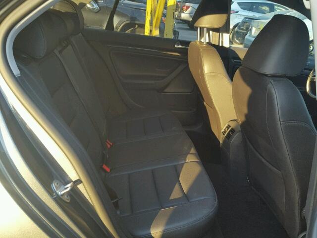 3VWAL7AJ4AM155125 - 2010 VOLKSWAGEN JETTA TDI GRAY photo 6