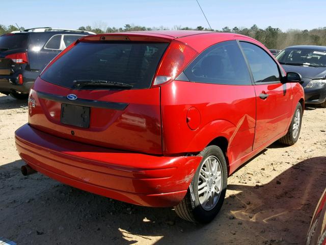 1FAFP31N07W171491 - 2007 FORD FOCUS ZX3 RED photo 4