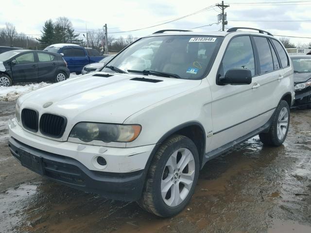 NJ1117E - 2002 BMW X5 WHITE photo 2