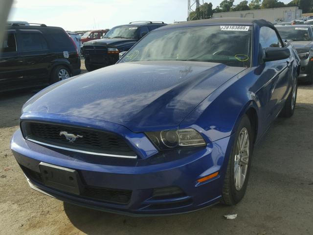 1ZVBP8EM4E5227097 - 2014 FORD MUSTANG BLUE photo 2