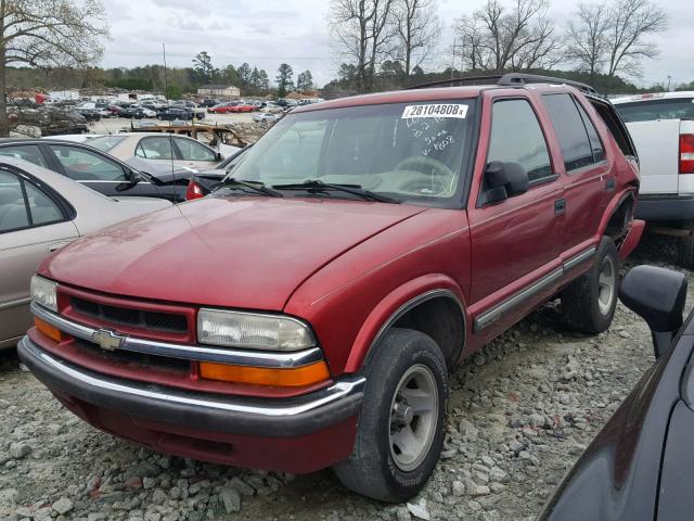 1GNCS13W7Y2261808 - 2000 CHEVROLET BLAZER MAROON photo 2