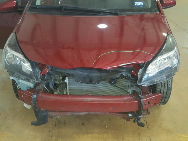 VNKKTUD37HA081717 - 2017 TOYOTA YARIS L RED photo 9