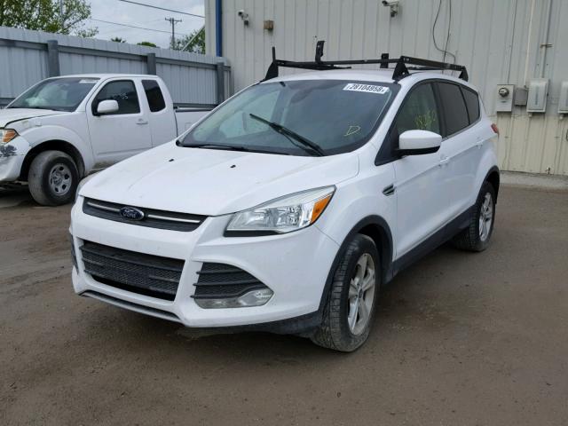 1FMCU0GX0DUA75327 - 2013 FORD ESCAPE SE WHITE photo 2