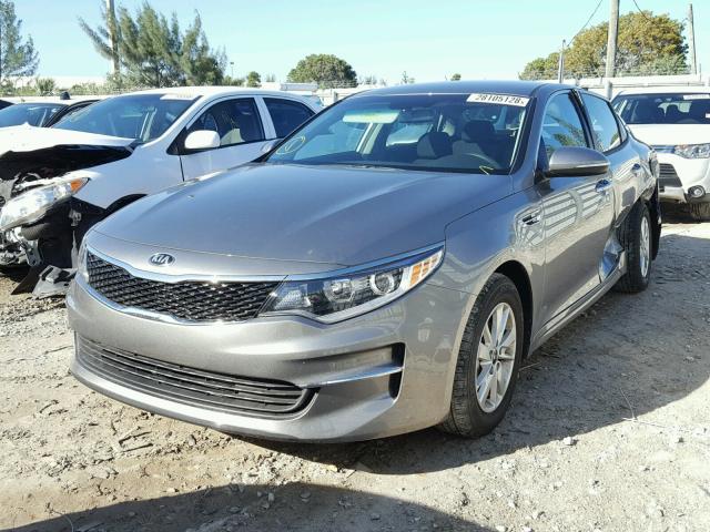 5XXGT4L30JG210083 - 2018 KIA OPTIMA LX GRAY photo 2