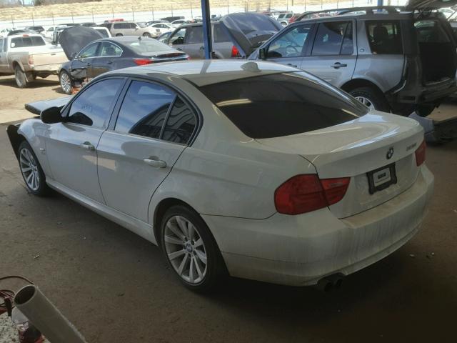 WBAPK5C5XBA995815 - 2011 BMW 328 XI SUL WHITE photo 3