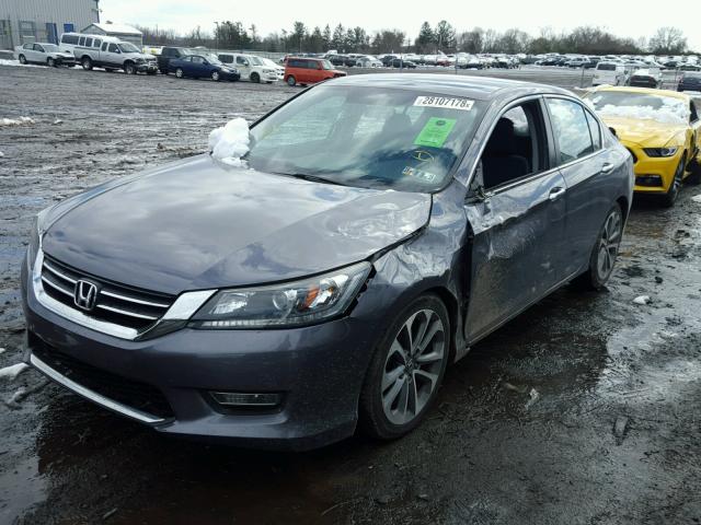 1HGCR2F50DA277265 - 2013 HONDA ACCORD SPO GRAY photo 2