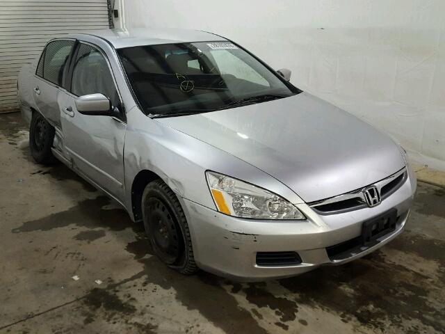 1HGCM563X6A138682 - 2006 HONDA ACCORD SE SILVER photo 1