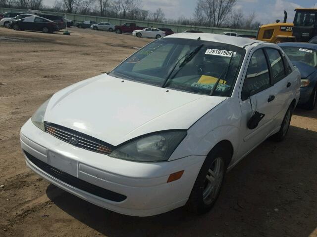 1FAFP34P33W314053 - 2003 FORD FOCUS SE WHITE photo 2