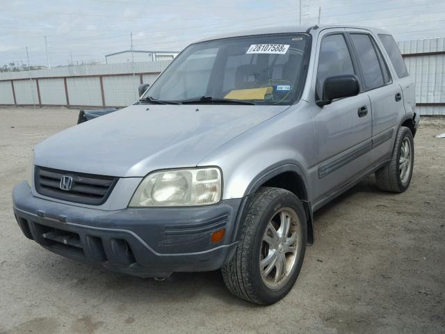 JHLRD2841YC007406 - 2000 HONDA CR-V LX SILVER photo 2