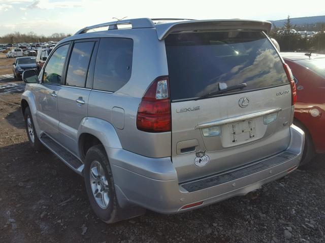 JTJBT20X980159133 - 2008 LEXUS GX 470 SILVER photo 3