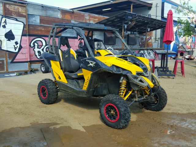 3JBPWAP22FJ000327 - 2015 CAN-AM MAVERICK 1 YELLOW photo 2