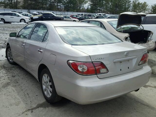 JTHBA30G340002978 - 2004 LEXUS ES 330 SILVER photo 3