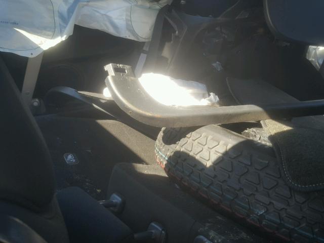 JTKJF5C77E3072871 - 2014 TOYOTA SCION TC 银色 照片 6