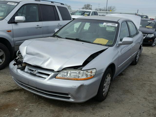 JHMCG66551C014568 - 2001 HONDA ACCORD LX SILVER photo 2