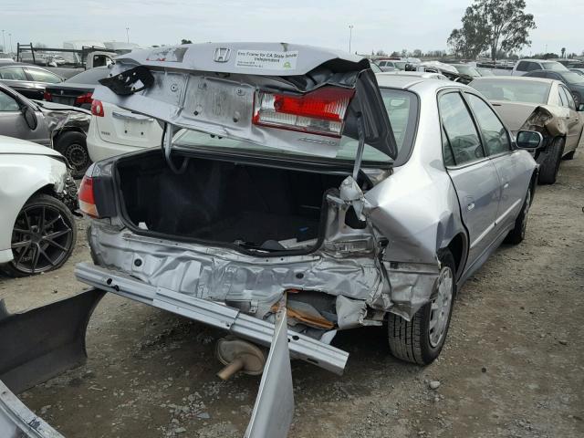 JHMCG66551C014568 - 2001 HONDA ACCORD LX SILVER photo 4