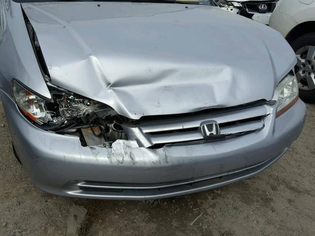 JHMCG66551C014568 - 2001 HONDA ACCORD LX SILVER photo 9