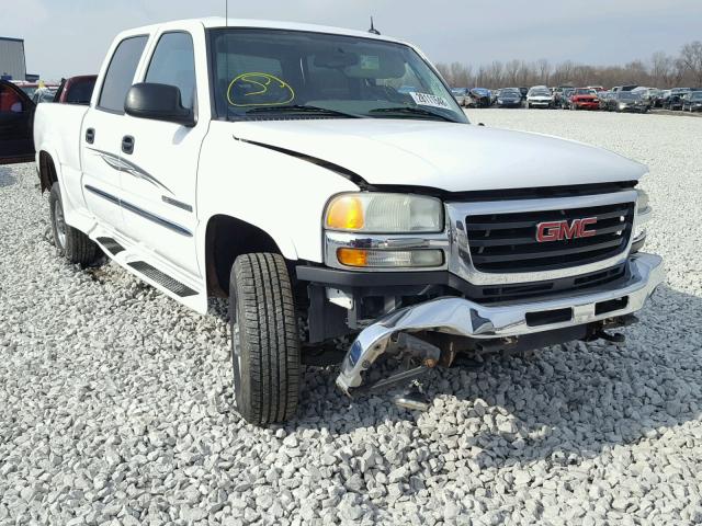 1GTHC23G24F188750 - 2004 GMC SIERRA C25 WHITE photo 1