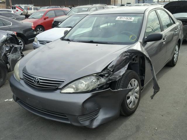4T1BE32K36U689085 - 2006 TOYOTA CAMRY LE CHARCOAL photo 2