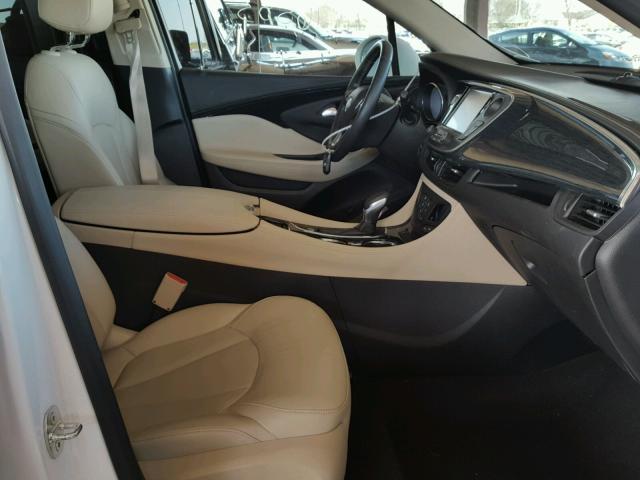 LRBFXBSA9HD022203 - 2017 BUICK ENVISION E WHITE photo 5