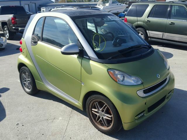 WMEEJ3BA7BK434418 - 2011 SMART FORTWO PUR GREEN photo 1