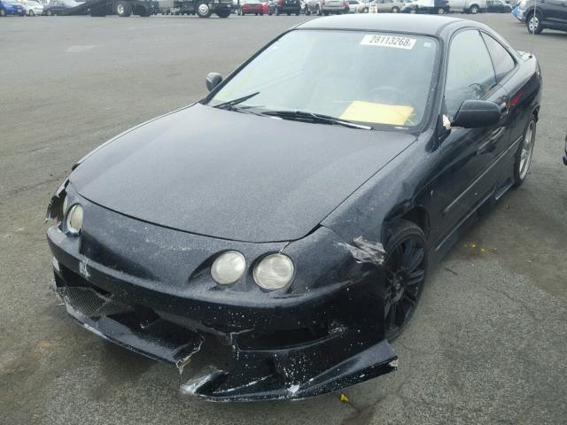 JH4DC4348WS010804 - 1998 ACURA INTEGRA RS BLACK photo 2