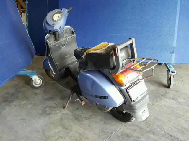 MD22809D82AF73715 - 2002 SCOO SCOOTER BLUE photo 3