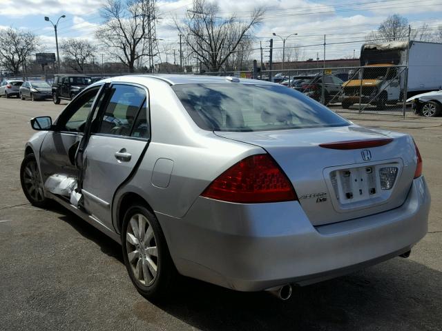 1HGCM66537A028551 - 2007 HONDA ACCORD EX SILVER photo 3