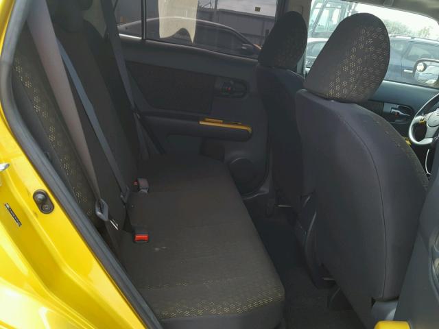JTLKE50E181057403 - 2008 TOYOTA SCION XB 金色 照片 6
