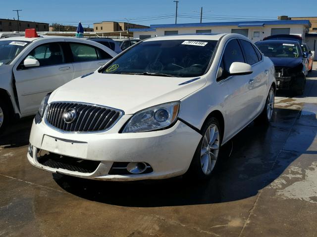 1G4PS5SK7C4179117 - 2012 BUICK VERANO WHITE photo 2