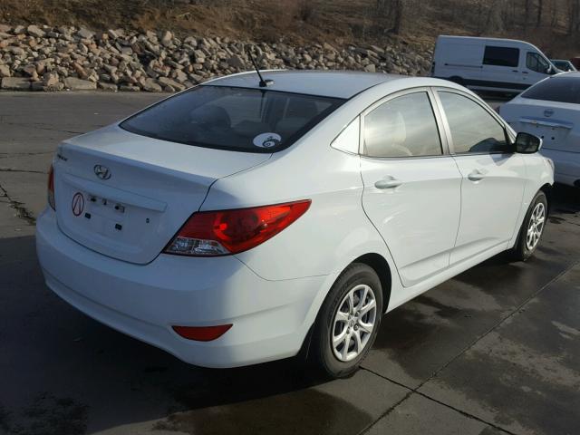 KMHCT4AE6DU571931 - 2013 HYUNDAI ACCENT GLS WHITE photo 4