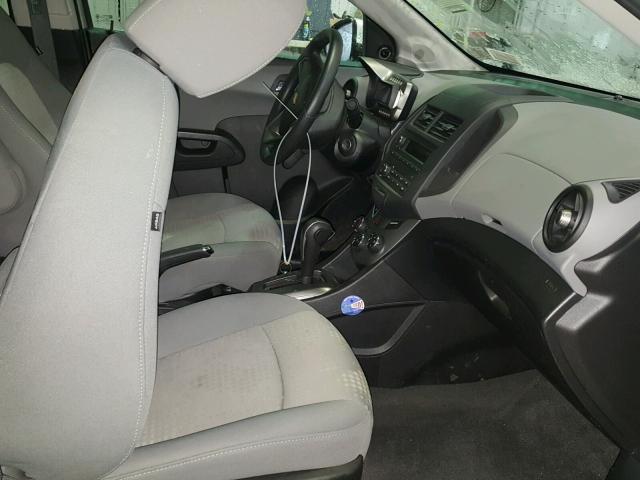 1G1JA5SG9D4217398 - 2013 CHEVROLET SONIC LS Gümüş foto 5