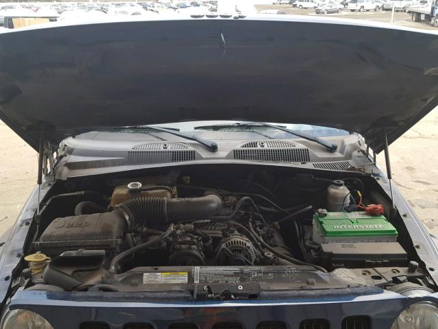1J4GL38K45W526871 - 2005 JEEP LIBERTY RE BLUE photo 7