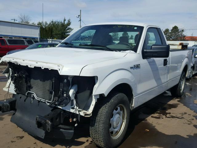 1FTNF1CF0EKD20702 - 2014 FORD F150 WHITE photo 2