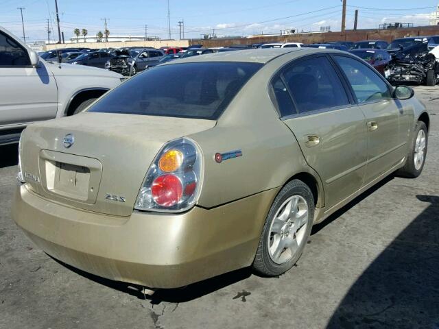 1N4AL11D72C210881 - 2002 NISSAN ALTIMA BAS GOLD photo 4