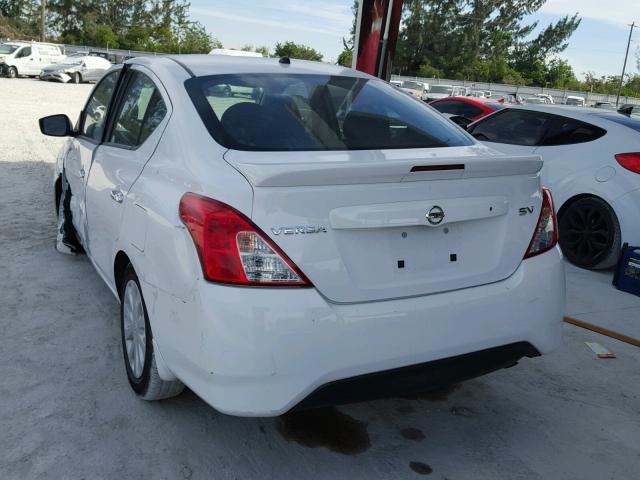 3N1CN7AP7GL908416 - 2016 NISSAN VERSA S WHITE photo 3