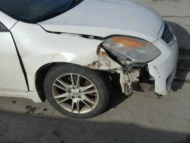 1N4BL24E78C117253 - 2008 NISSAN ALTIMA 3.5 WHITE photo 9