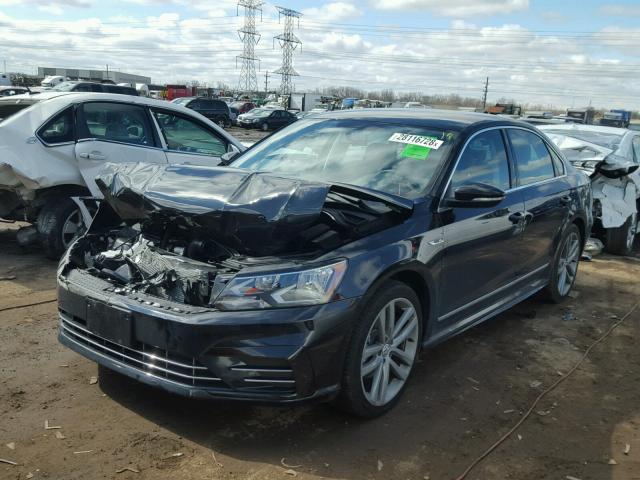 1VWDT7A3XHC028440 - 2017 VOLKSWAGEN PASSAT R-L BLACK photo 2