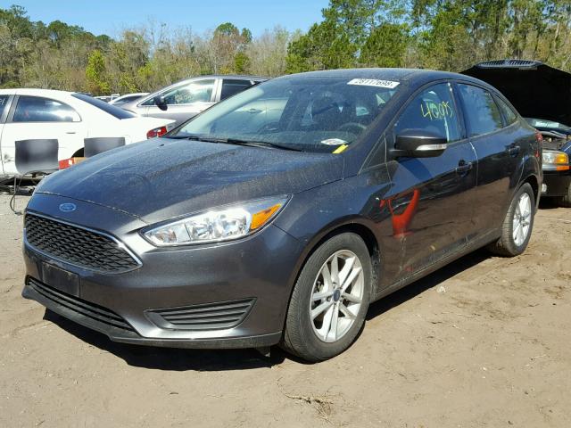 1FADP3F27GL333186 - 2016 FORD FOCUS SE GRAY photo 2