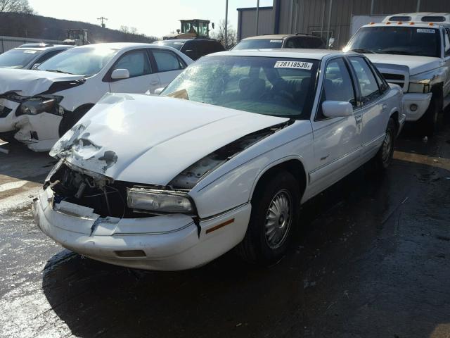 2G4WB52L0S1434009 - 1995 BUICK REGAL CUST WHITE photo 2