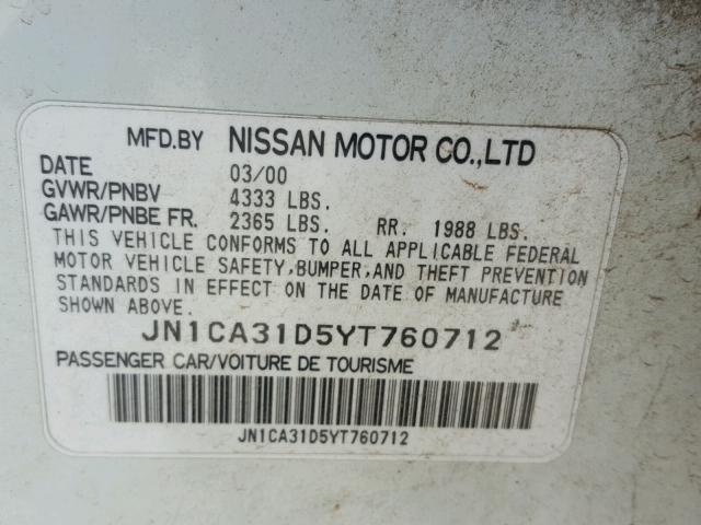 JN1CA31D5YT760712 - 2000 NISSAN MAXIMA GLE WHITE photo 10