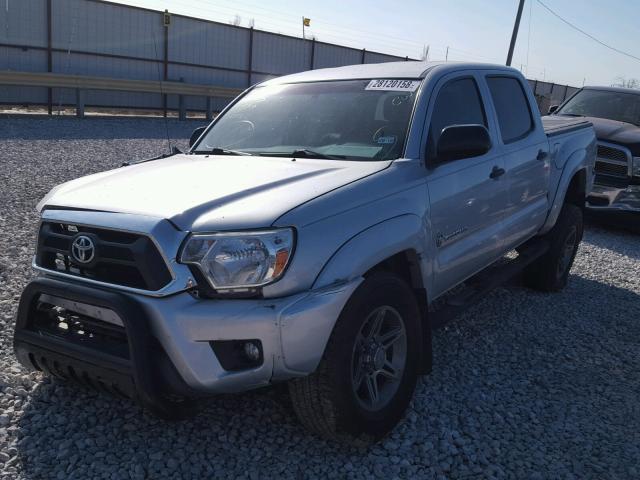 5TFJU4GN3DX031547 - 2013 TOYOTA TACOMA DOU SILVER photo 2