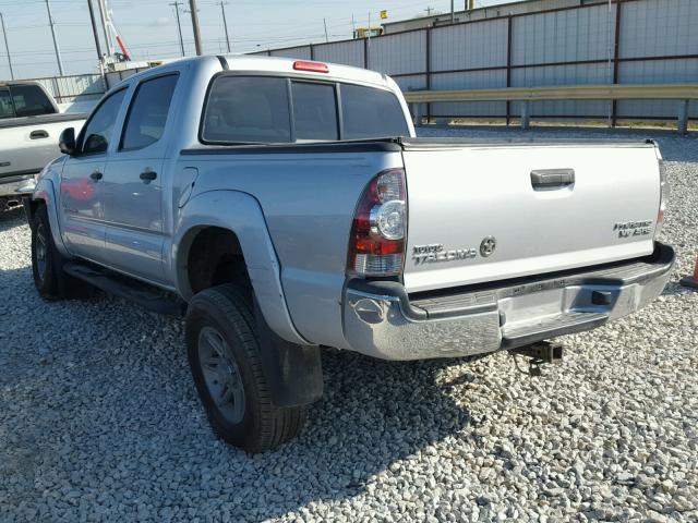 5TFJU4GN3DX031547 - 2013 TOYOTA TACOMA DOU SILVER photo 3