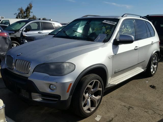 5UXFE83569L308253 - 2009 BMW X5 XDRIVE4 SILVER photo 2