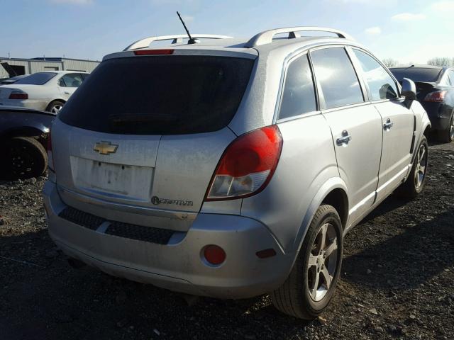 3GNAL3E58CS539522 - 2012 CHEVROLET CAPTIVA SP SILVER photo 4