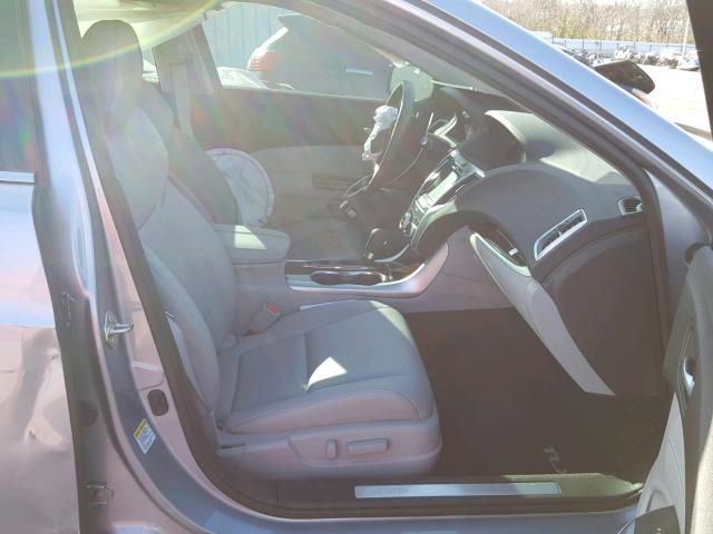 19UUB1F57GA013192 - 2016 ACURA TLX TECH SILVER photo 5